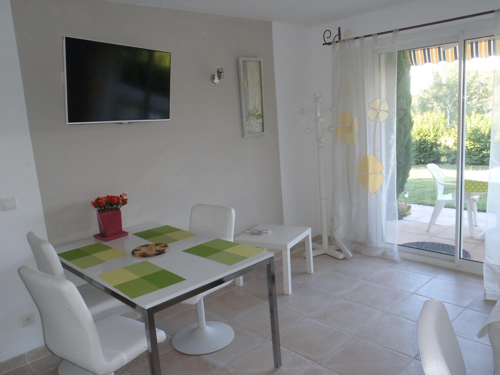 Apartamento Les Chevrefeuilles Manosque Exterior foto