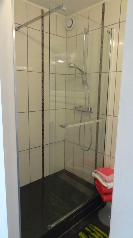 Apartamento Les Chevrefeuilles Manosque Exterior foto